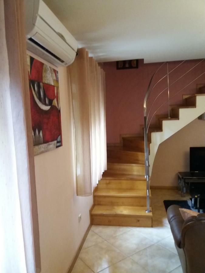 제어스 Casa Dina Doceira 아파트 외부 사진